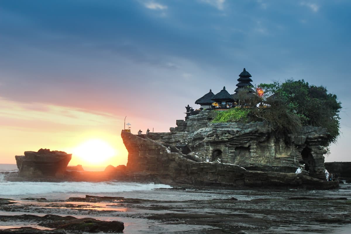 Bali Contact